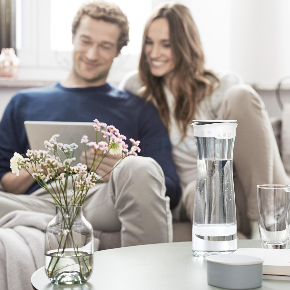 brita-waterfiltercarafe-standard-livingroom.png